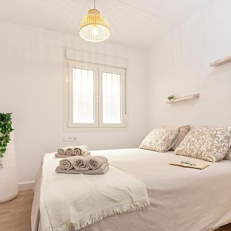 Malgi Apartment - Malaga City Centre エクステリア 写真