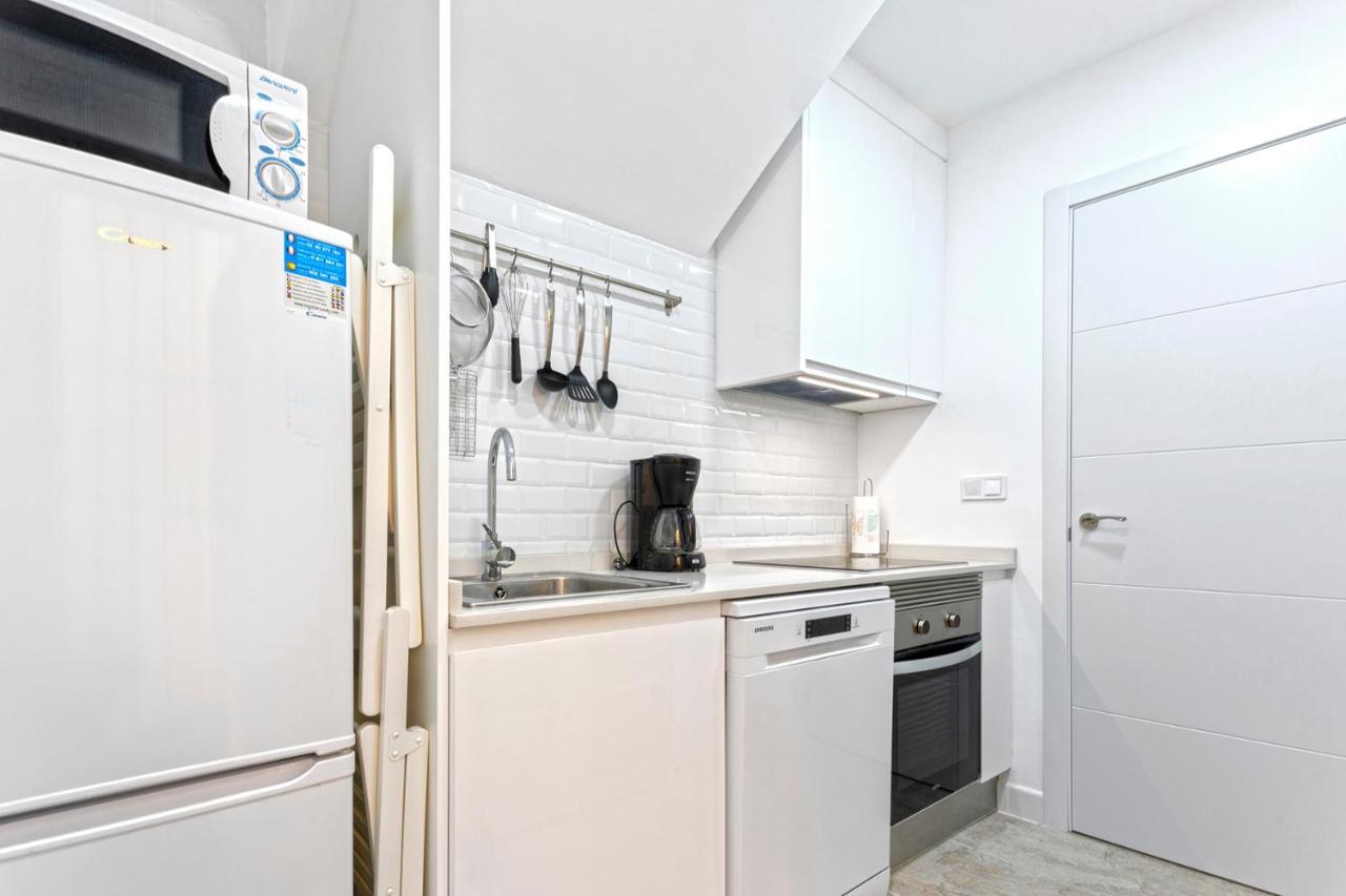 Malgi Apartment - Malaga City Centre エクステリア 写真